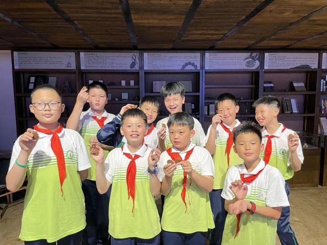 探寻非遗技艺 赓续工匠精神——开福区新竹第二小学劳动教育半岛体育课程(图5)