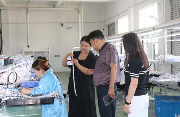 河南兰考孟寨乡半岛体育：返乡创业树榜样 铺就乡邻致富路(图4)