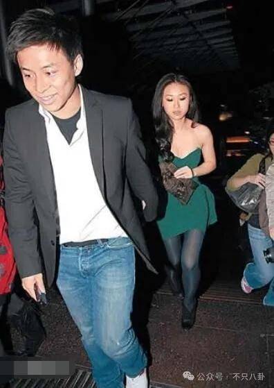 半岛体育又一对跨国恋！贪玩爱惹事的他终于喜事将近了？(图11)