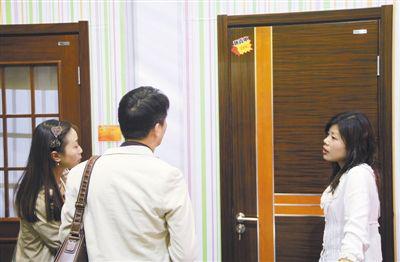半岛体育质量、售后问题拖累木门业(图1)