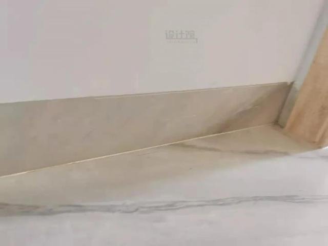 半岛体育踢脚线怎么选——跟地板还是跟房门？(图7)